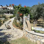 Christou Homes * Steni Vala Alonissos
